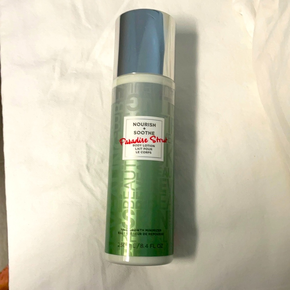 European Wax Center ‘Paradise Strut’ Body Lotion